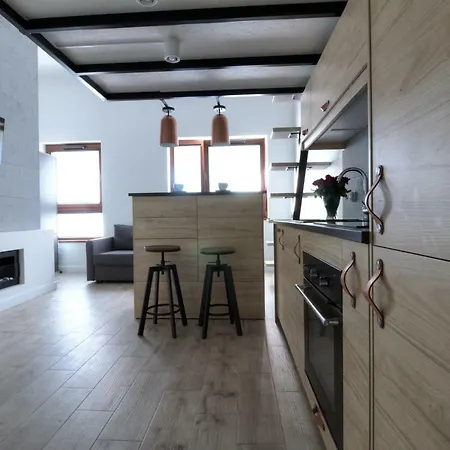 아파트 Celma Condohotel Old Town 4*